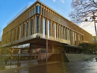 City â€‹â€‹Library - bild 2