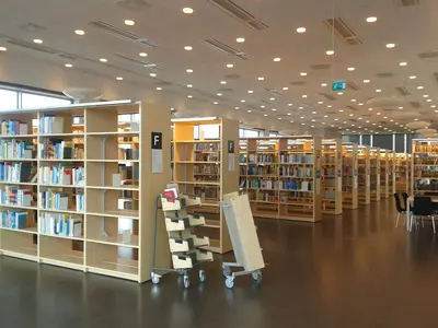 Malmö University Orkanen Library - bild 1